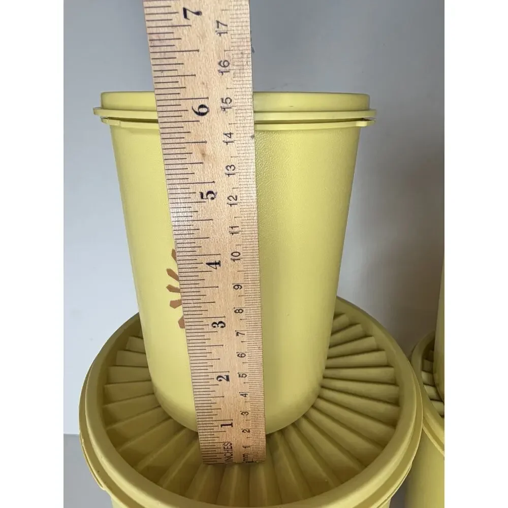 Vintage Tupperware 4-Piece Servalier Canister Set Yellow Harvest Gold Starburst